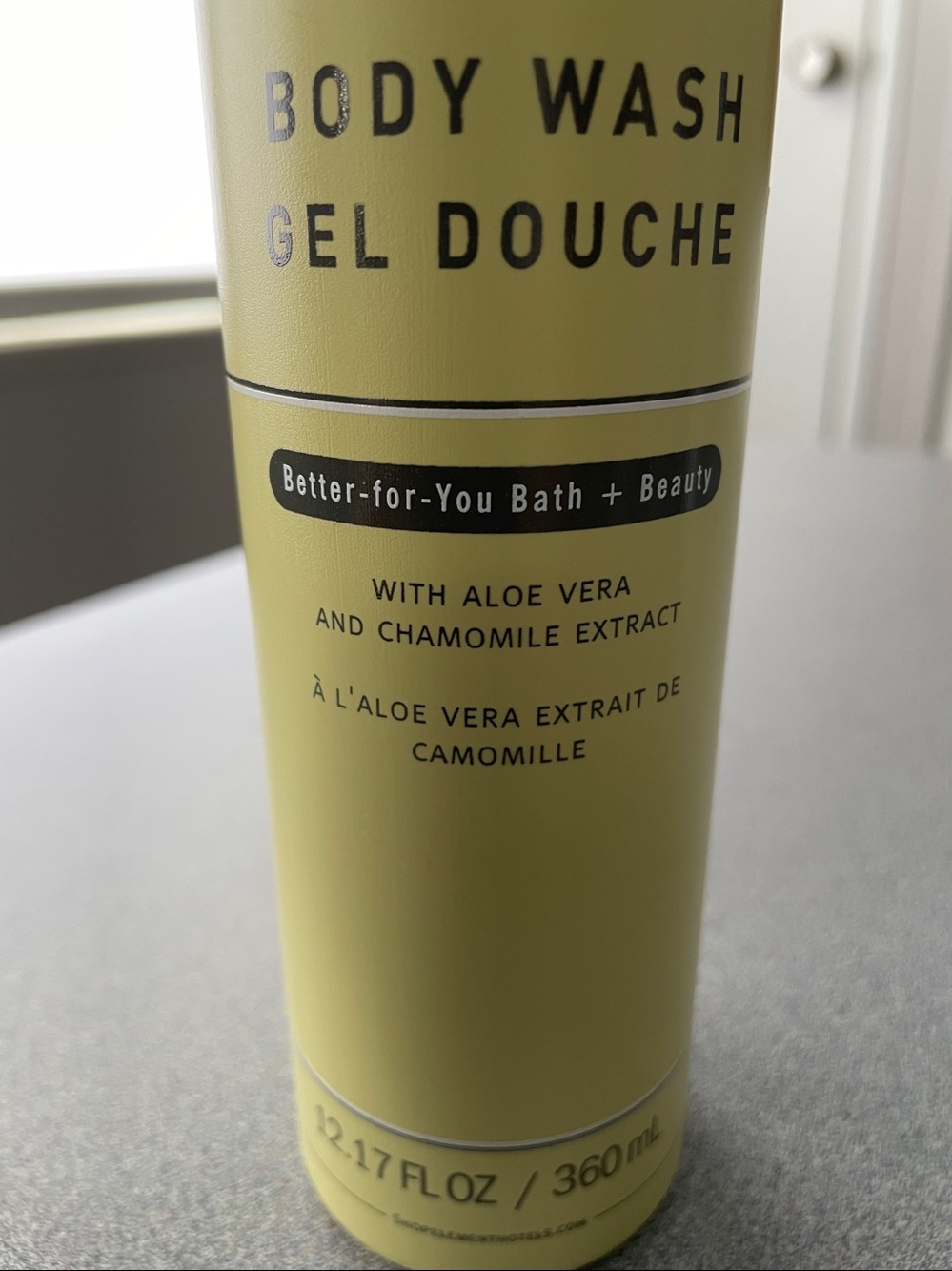 Aloe & Chamomile Body Wash - Pale Yellow - Picture 3 of 3